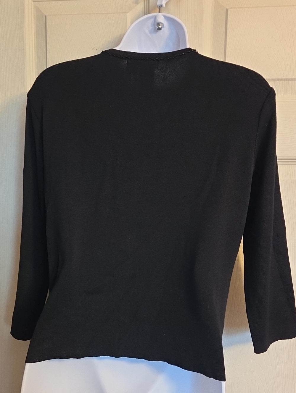 BCBG Nordstrom Exclusive Black Knit Beaded Cardigan Size Large - Picture 2 of 11